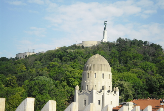 Szolgáltatások